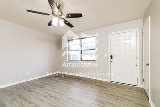 428 W Lakeside Ave in Columbia, SC - Foto de edificio - Building Photo