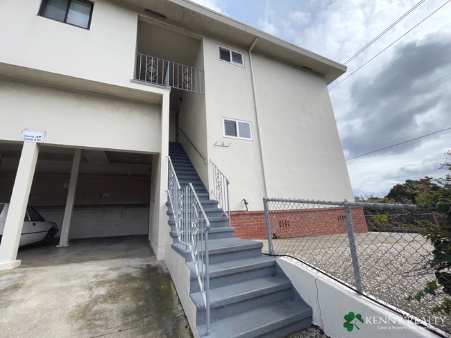 property at 4 Maple Ave