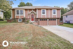 16317 McKinley St in Belton, MO - Building Photo