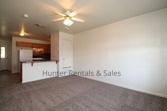 1102 Lansberry Ct in Killeen, TX - Building Photo - Building Photo