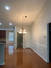 205 Silver Hawk Dr in Duncan, SC - Building Photo - Building Photo