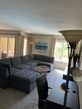 1855 Diamond St, Unit 5-232 in San Diego, CA - Building Photo - Building Photo
