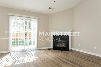 5108 Oakhurst Park Ct in Kernersville, NC - Building Photo - Building Photo