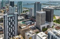 151 SE 1st St, Unit 3111 in Miami, FL - Foto de edificio - Building Photo