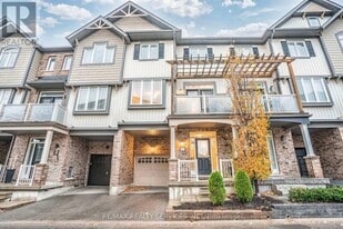 6 Birchfield Cresent in Caledon, ON - Building Photo