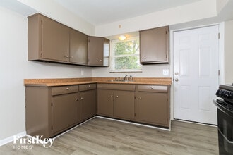 2741 Jonrose Ave in Cincinnati, OH - Building Photo - Building Photo