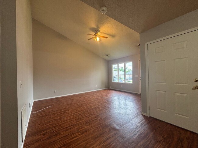 3028 W Edgewood St in Springfield, MO - Building Photo - Building Photo