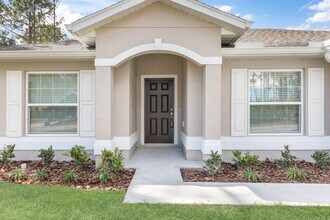 5 Seabury Pl in Palm Coast, FL - Building Photo - Building Photo