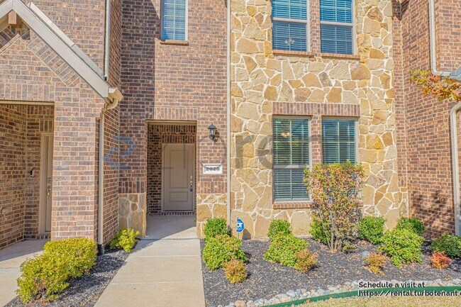 2020 Saddle Wy in Mesquite, TX - Foto de edificio - Building Photo