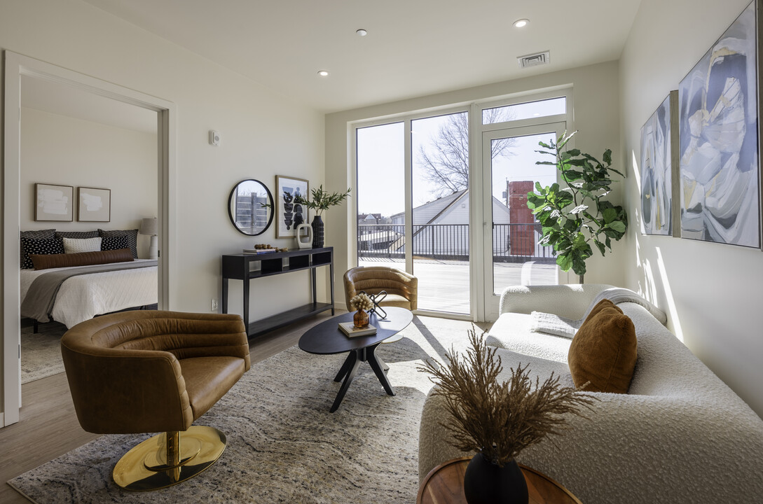 West of One in Revere, MA - Foto de edificio