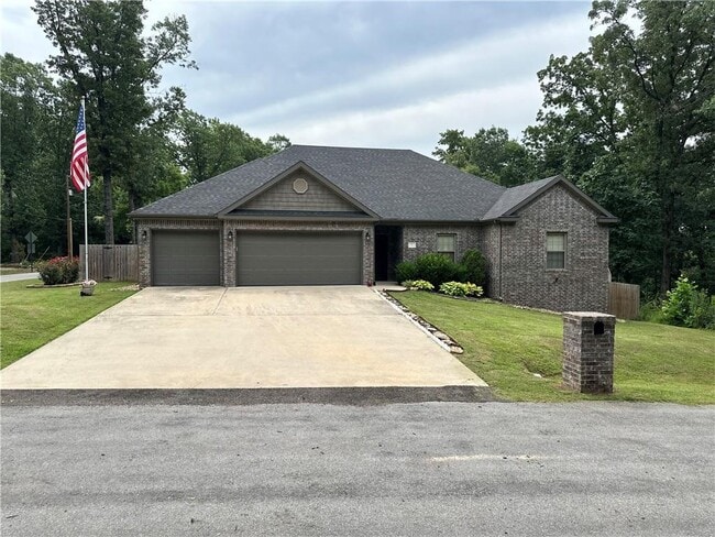 property at 1 Hermitage Ln