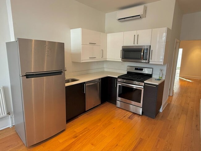 726 S 19th St, Unit 1