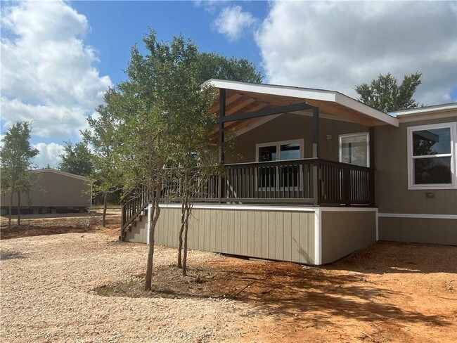 106 Monte Vis Dr in Elgin, TX - Building Photo - Building Photo