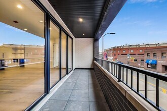 4920 N Lincoln Ave, Unit 3S in Chicago, IL - Building Photo - Building Photo