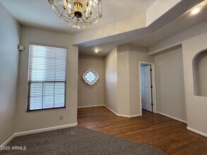 1001 E Griswold Rd in Phoenix, AZ - Building Photo - Building Photo