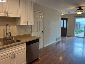 4117 Bristlecone Way in Livermore, CA - Building Photo - Building Photo