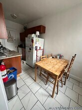 28 Quint Ave, Unit 56 in Boston, MA - Building Photo - Building Photo