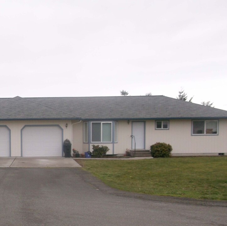 60 Windsor Ct in Sequim, WA - Building Photo