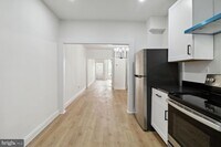 1828 E North Ave photo'