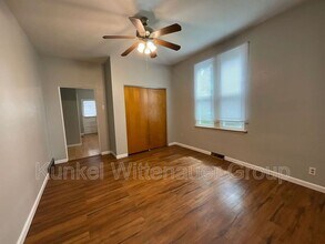 122 N Michigan Ave in Belleville, IL - Building Photo - Building Photo