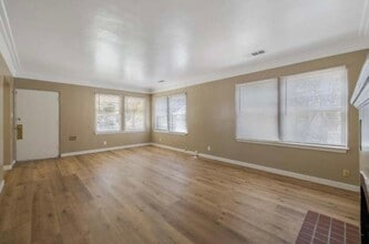 1204 E Sequoia Ave in Tulare, CA - Building Photo - Building Photo