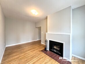 624 W Barry Ave in Chicago, IL - Building Photo - Building Photo