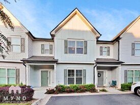 7734 Fawn Cir in Covington, GA - Building Photo