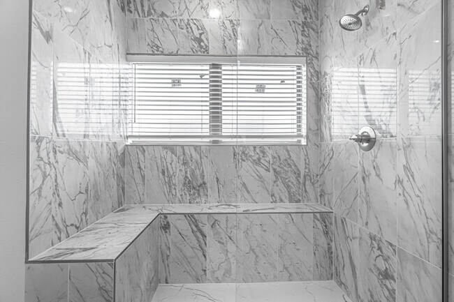 2671 SW Livingston Square in Bentonville, AR - Building Photo - Building Photo