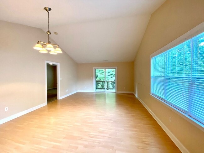 65 Foxden Dr in Fletcher, NC - Building Photo - Building Photo