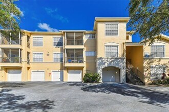 5125 Palm Springs Blvd in Tampa, FL - Foto de edificio - Building Photo