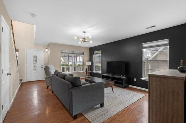 100 Maximus Dr in Greer, SC - Building Photo - Building Photo