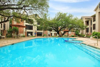 Winding Creek in San Antonio, TX - Building Photo - Building Photo