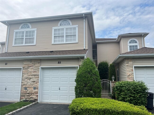 property at 85 Windwatch Dr