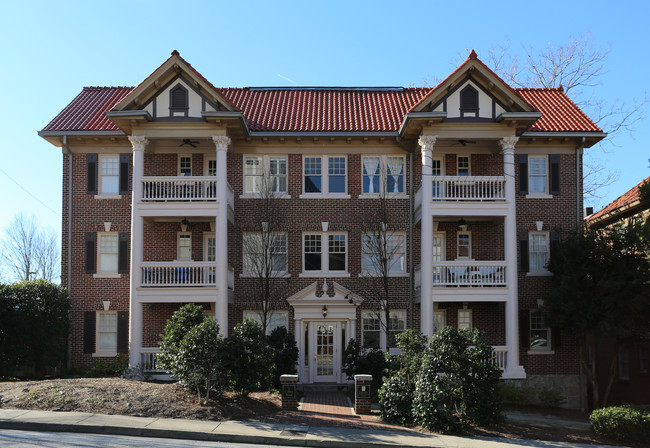 2 Collier Rd NW in Atlanta, GA - Foto de edificio - Building Photo