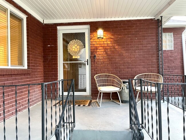 332 E 8400 S in Sandy, UT - Building Photo - Building Photo