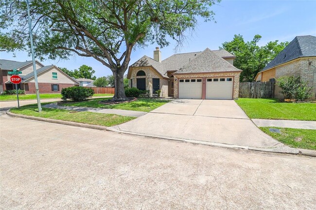 1546 Ridgebriar Dr in Houston, TX - Building Photo - Building Photo
