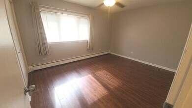 5739 W 129th St in Crestwood, IL - Building Photo - Building Photo