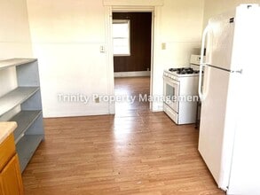 2025 1/2 Pride Ave in Clarksburg, WV - Building Photo - Building Photo