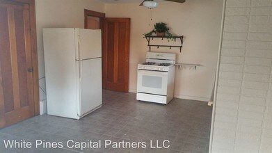 1211 Euclid Ave in Whiting, IN - Building Photo - Building Photo