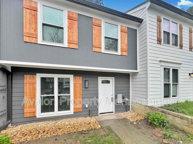 3573 Kennesaw Station Dr