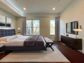 1337 N Franklin St, Unit 1 in Philadelphia, PA - Building Photo - Building Photo
