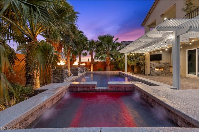 466 Port Reggio St in Las Vegas, NV - Building Photo - Building Photo