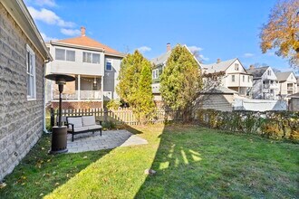 36 Windsor St in Arlington, MA - Building Photo - Building Photo