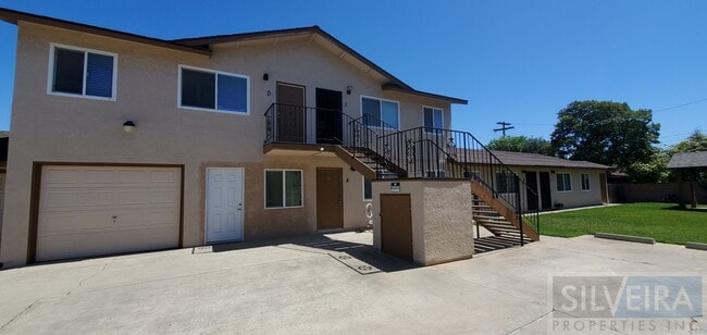 property at 316 E Bunny Ave