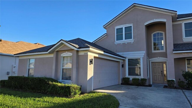 2340 Hinsdale Dr in Kissimmee, FL - Foto de edificio - Building Photo