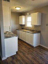 1441 N Smith Ct in Wichita, KS - Building Photo - Building Photo