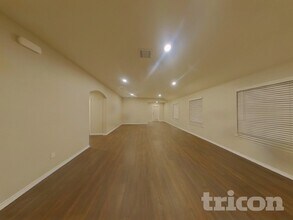 3417 Doris Dr in Denton, TX - Foto de edificio - Building Photo