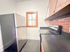 534 Massachusetts Ave, Unit 1 in Boston, MA - Building Photo - Building Photo