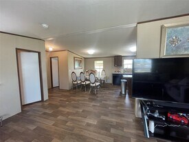 777 Rd 5210 in Cleveland, TX - Building Photo