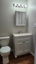 5 Old Knife Ct in Middle River, MD - Building Photo - Building Photo